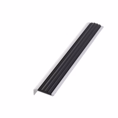Nez de Marche Escalier KLOSE besser 40 mm x 14 mm – 1Mètre50
