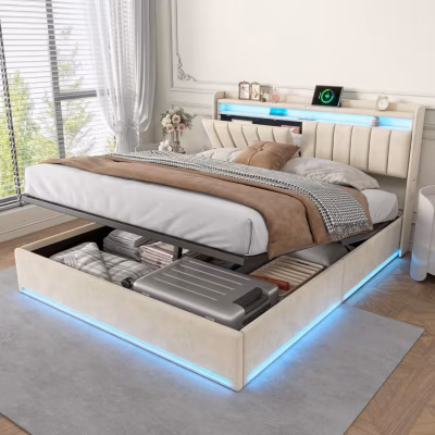 Lit capitonné en velours beige 140×200 cm avec éclairage LED RGB, rangement, prise USB-C et design moderne