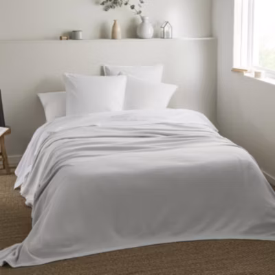 Couverture naturelle en 100% coton recyclé (180×240 cm – Gris Perle)