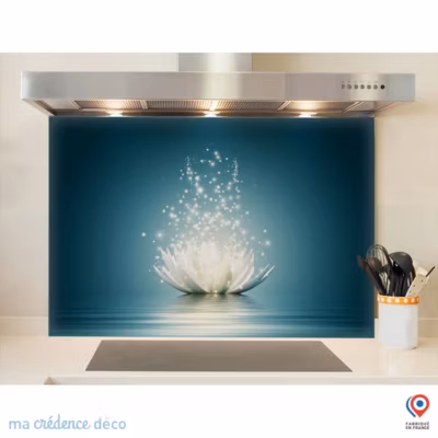 Crédence cuisine fond de hotte Lotus et lumière 3 – Alu composite – L 90 cm x H 70 cm – MaCrédenceDéco