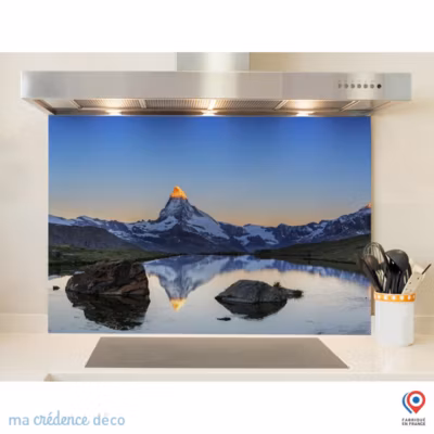 Crédence cuisine fond de hotte Lac de haute montagne, Alpes – Alu composite – L 90 cm x H 50 cm – MaCrédenceDéco