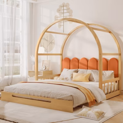 Lit gigogne cabane enfant 140×200 cm avec toit arqué et coussins en velours – pin massif naturel et orange
