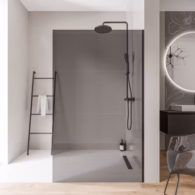 Paroi de douche italienne 70x200cm, verre fumé NANO 10mm, profilé mural inox noir mat, sans profilé sol – EX102