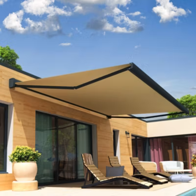 Store banne coffre intégral SOA 5,00×3,50 M (Manuel – Armature gris anthracite – Toile écrue)
