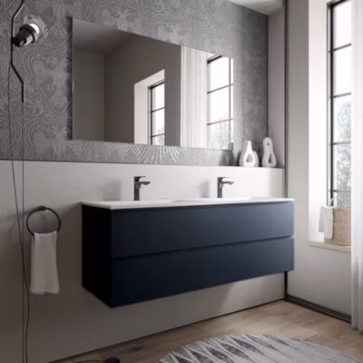 Meuble double vasque suspendu MDF Bleu foncé mat, 2 lavabos fonte Blanc mat + trous robinets – 140x46x50cm – AVA CREAM