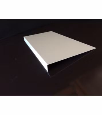 Bande de rive Blanc Pur, RAL 9010 Brillant, épaisseur 1 mm, 1 pli retour 3 cm , Largeur  7 cm , Longueur 140 cm