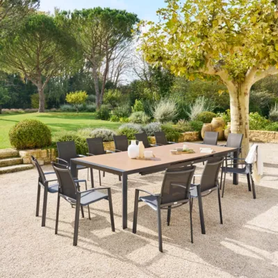 Table de jardin extensible Évasion effet bois honey & graphite 14 places lates en aluminium – Hespéride