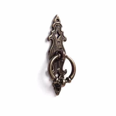 Bague en zamak avec finition en cuir, dimensions: 85x41x14mm-