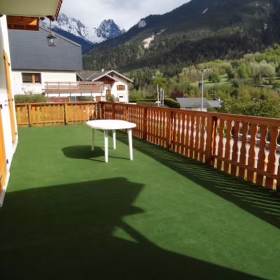 Moquette extérieur sur plots – Terrasse et Balcon – Vert – Rouleau de 4m x 23m